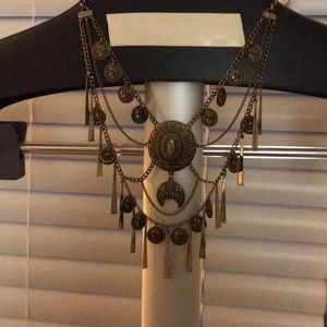 NWT Brass Gold Fashion Bib Necklace